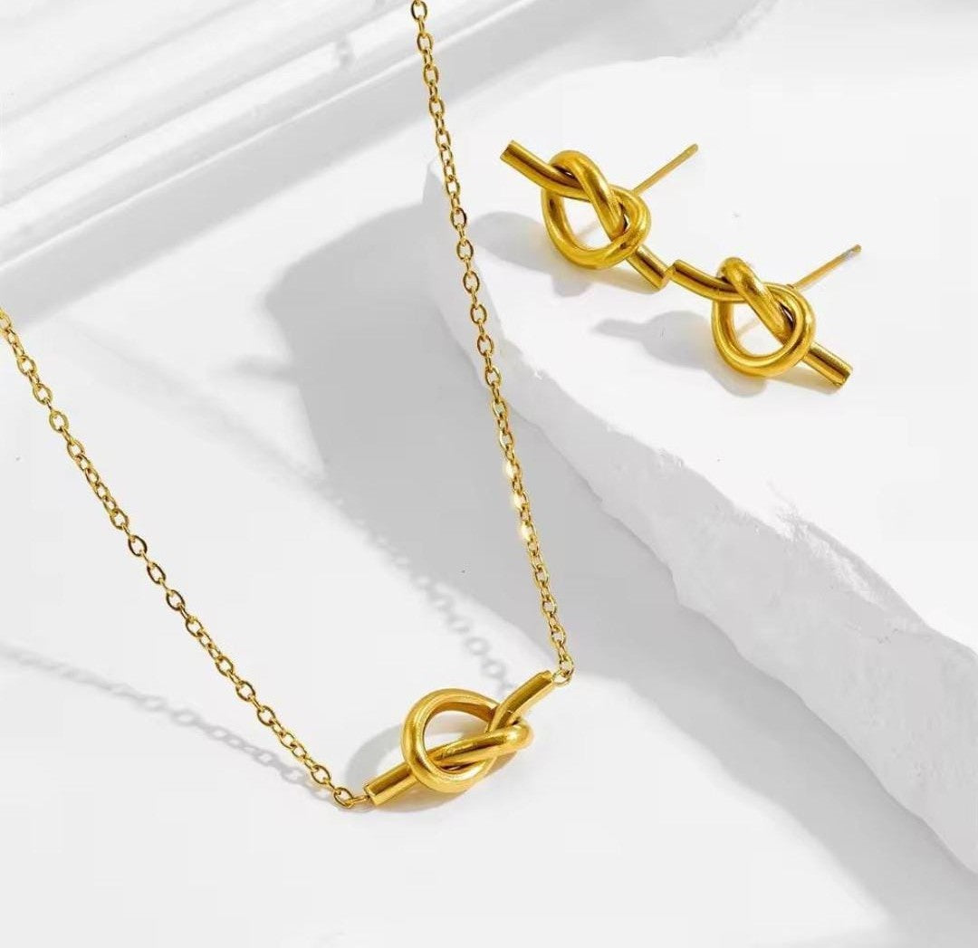 Necklace Set