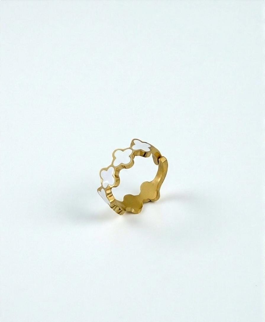 White Clover Style Stainless Steel Ring