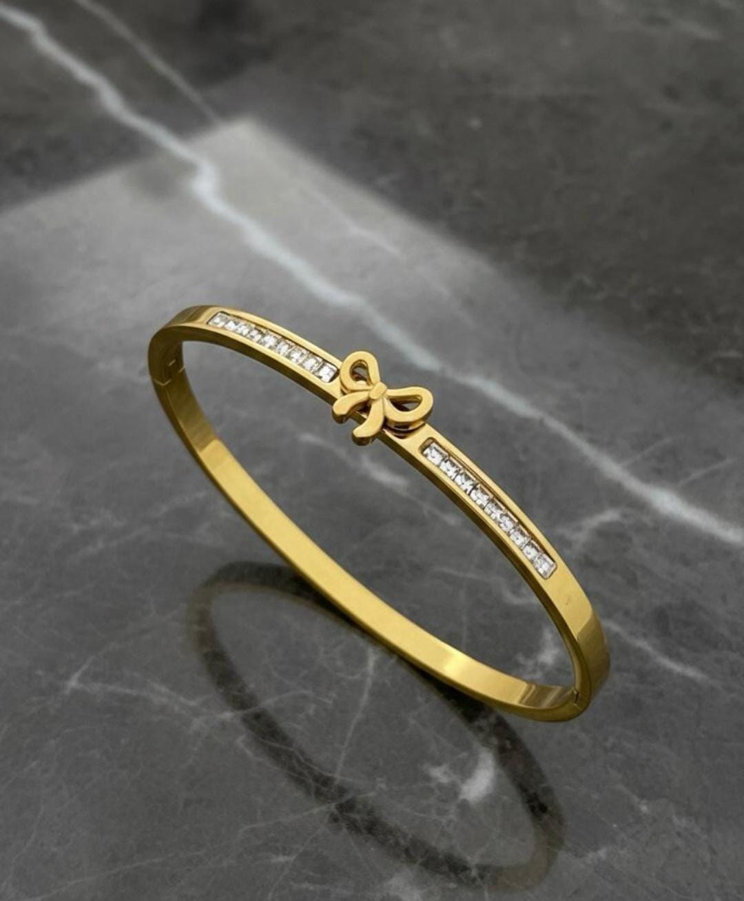 Premium Quality Stainless Steel Bow Handcuff