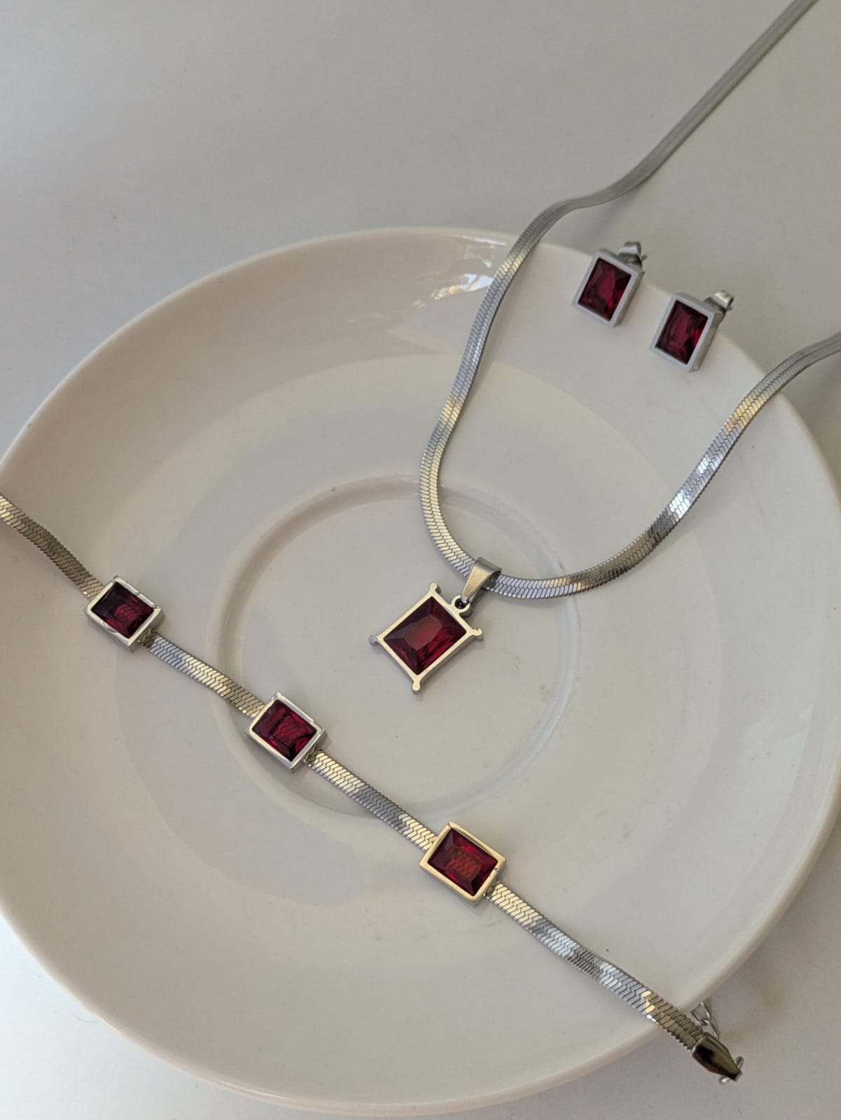 Maroon Necklace and Bracelet Set