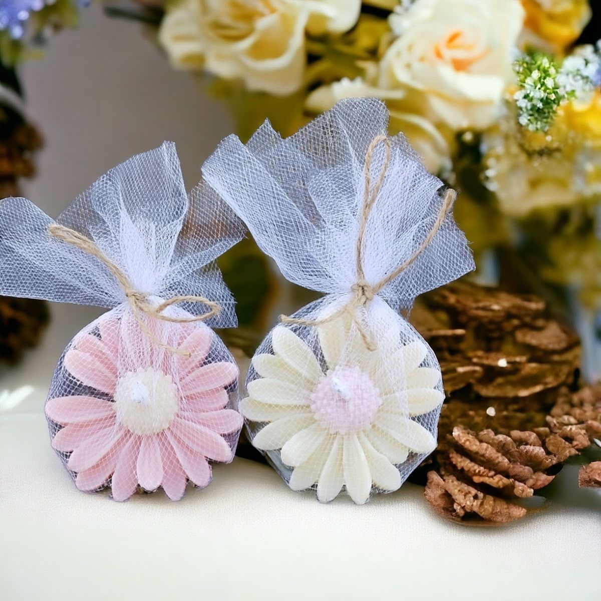 Handmade Flower Scented Candle – Elegant Floral Décor