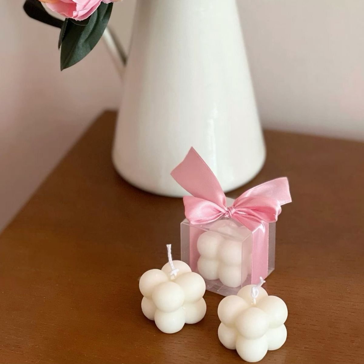Handmade Bubble Scented Candle – Modern Aesthetic Décor ( All colors available)