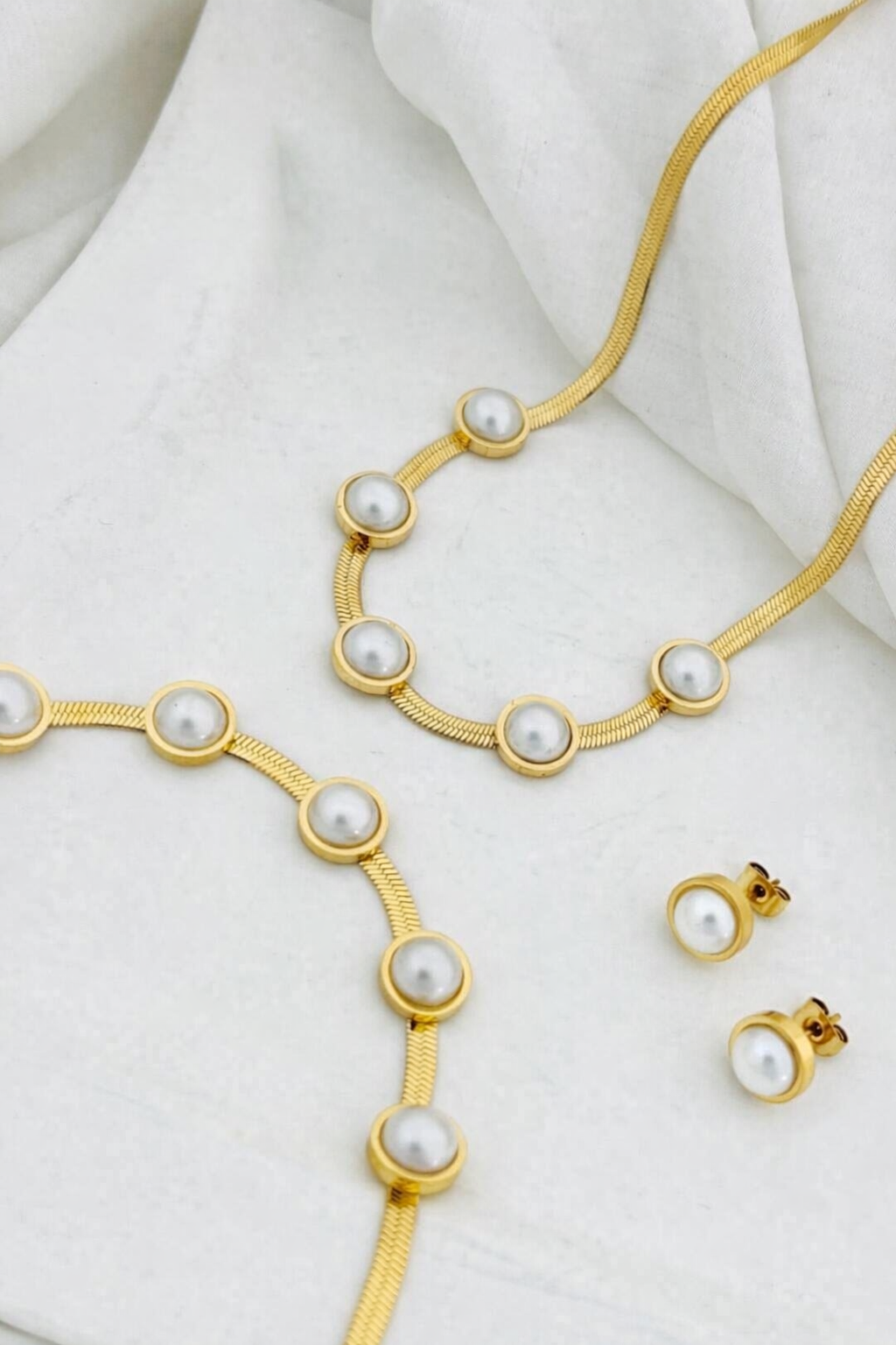 Elegant Pearl Luxe Stainless Steel Jewelry Set