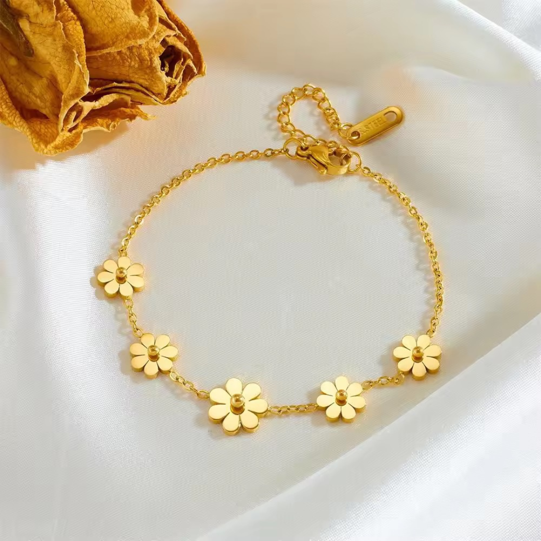 Stainless steel stunning flower bracelet