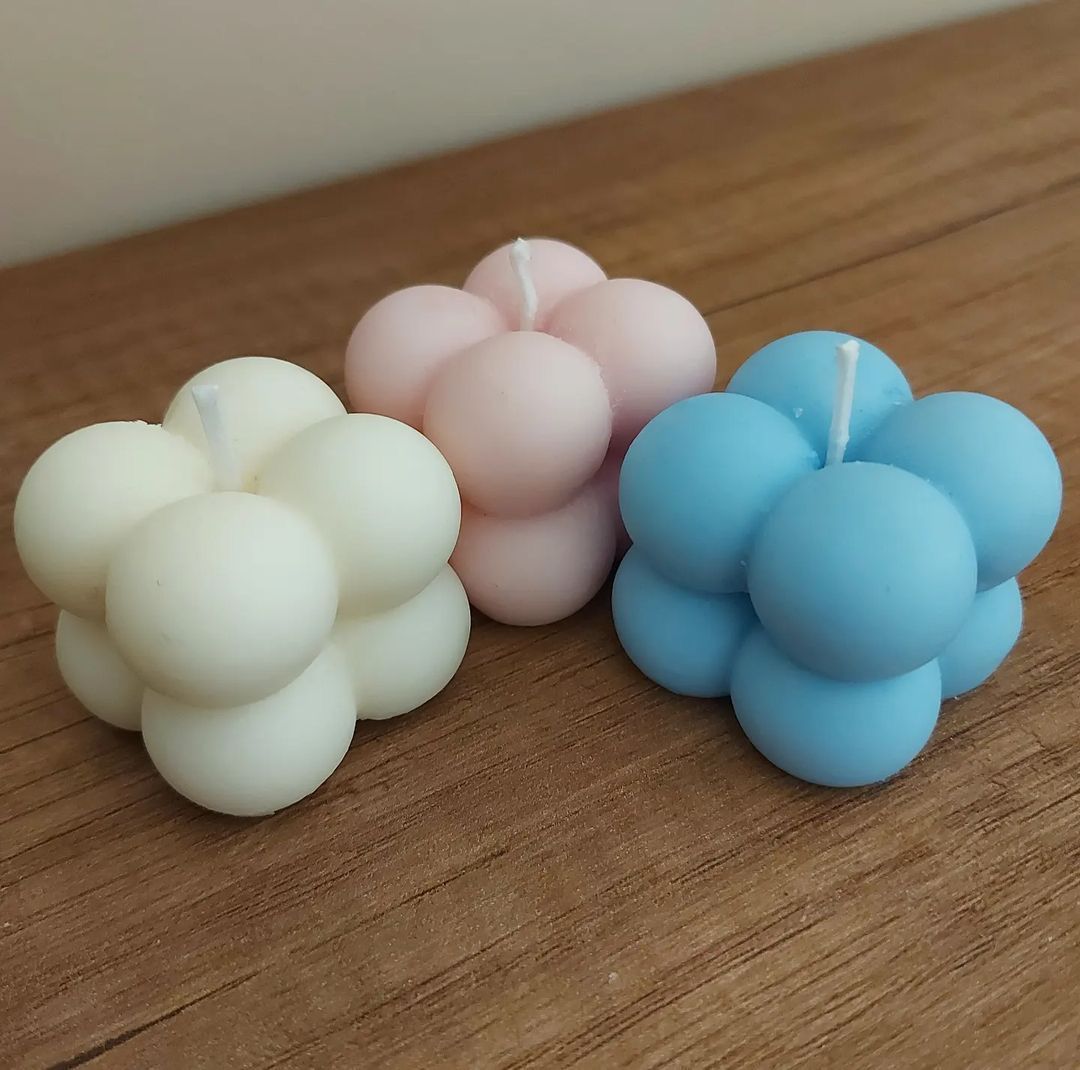 Handmade Bubble Scented Candle – Modern Aesthetic Décor ( All colors available)