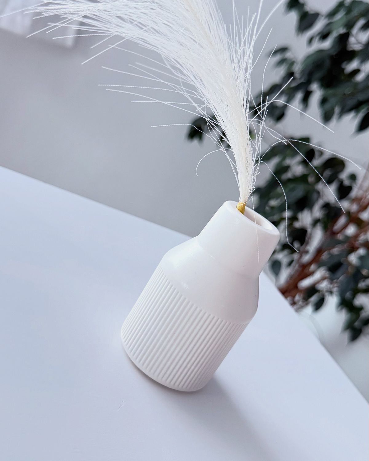 Minimalist ceramic vase(customized order available )