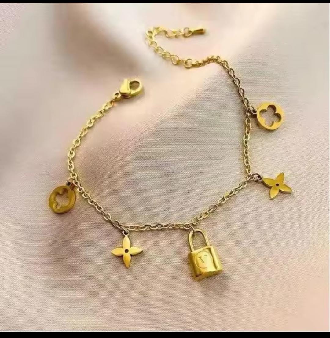 Stainless steel Trendy charm bracelet
