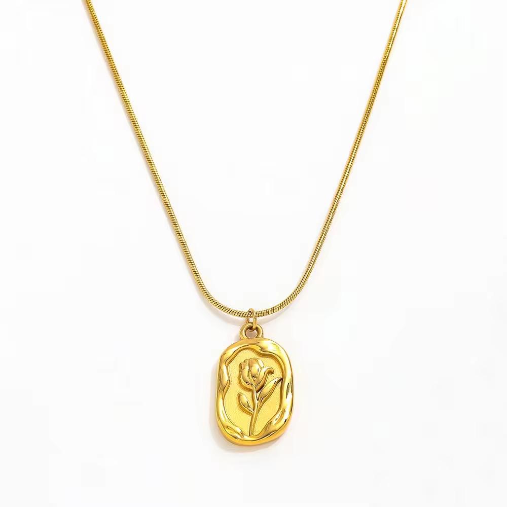 Stainless steel Gold floral necklace